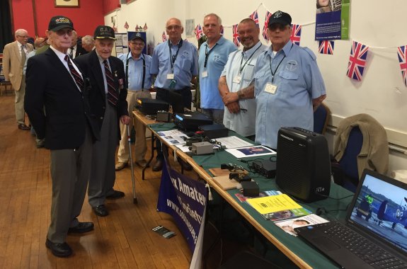 Two former Lancaster bomber crew with the SEARS team