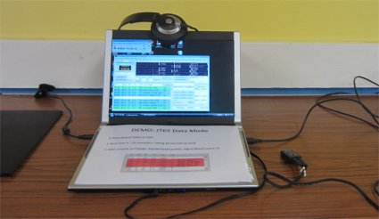 Laptop showing a JT65 data mode demo