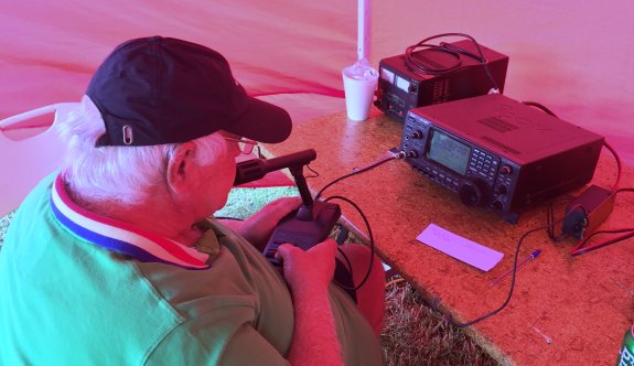 Sid G1SDK working 20m from the Matching Green Car Show 2015