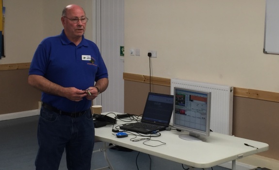 Peter M6RFW explaining the basics of SSTV at TAARC