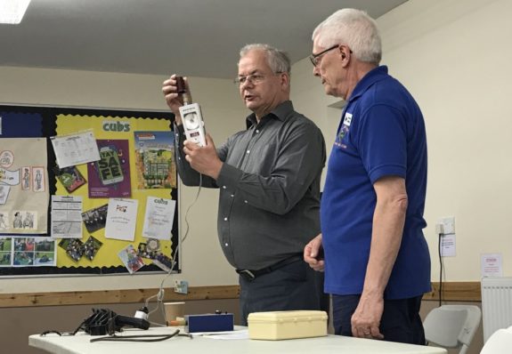 Steve G4HXY demonstrating a GDO, assisted by Gordon M0WJL